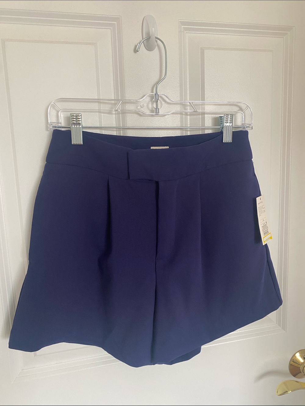 NWT A New Day Women’s High-Rise Navy Stretch Pleated Trouser Shorts Size 4